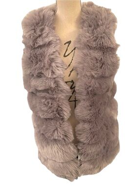 J Vim Romantic Vintage Grey Faux Fur Open Front Vest (S)
